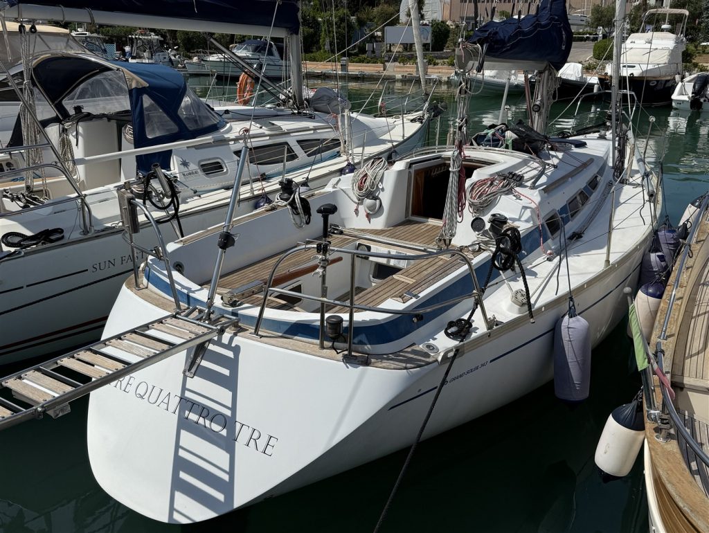 Grand Soleil 343