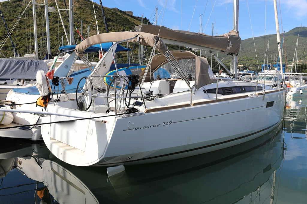 Sun Odyssey 349